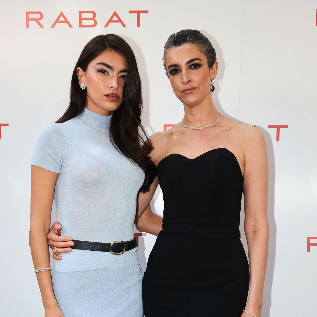 Lucía Rivera y Blanca Romero en el photocall de Rabat