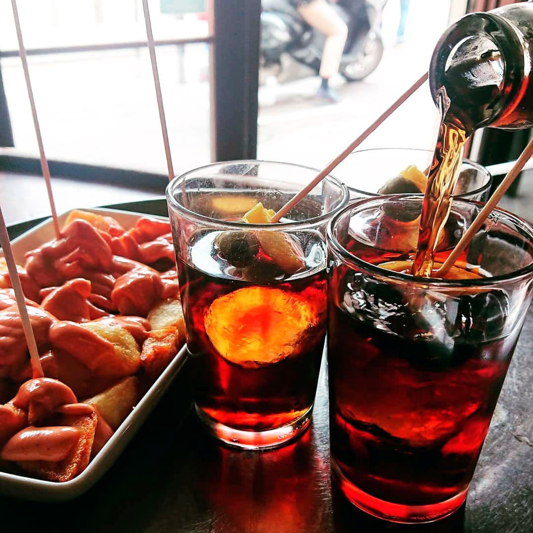 Vermut en el Bar Canigó, un clásico del barcelonés barrio de Gràcia