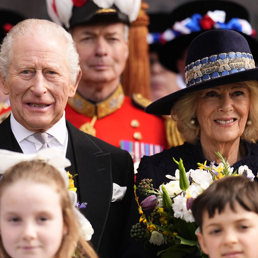 Los reyes Carlos y Camilla, en la misa de Jueves Santo marcada por unos actos vandálicos y una importante novedad que afecta a sus sobrinas