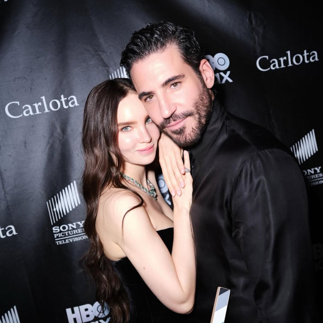 Belinda se une a su "crush" Miguel Ángel Silvestre en la serie histórica 'Carlota', que acaba de arrancar su rodaje en Madrid