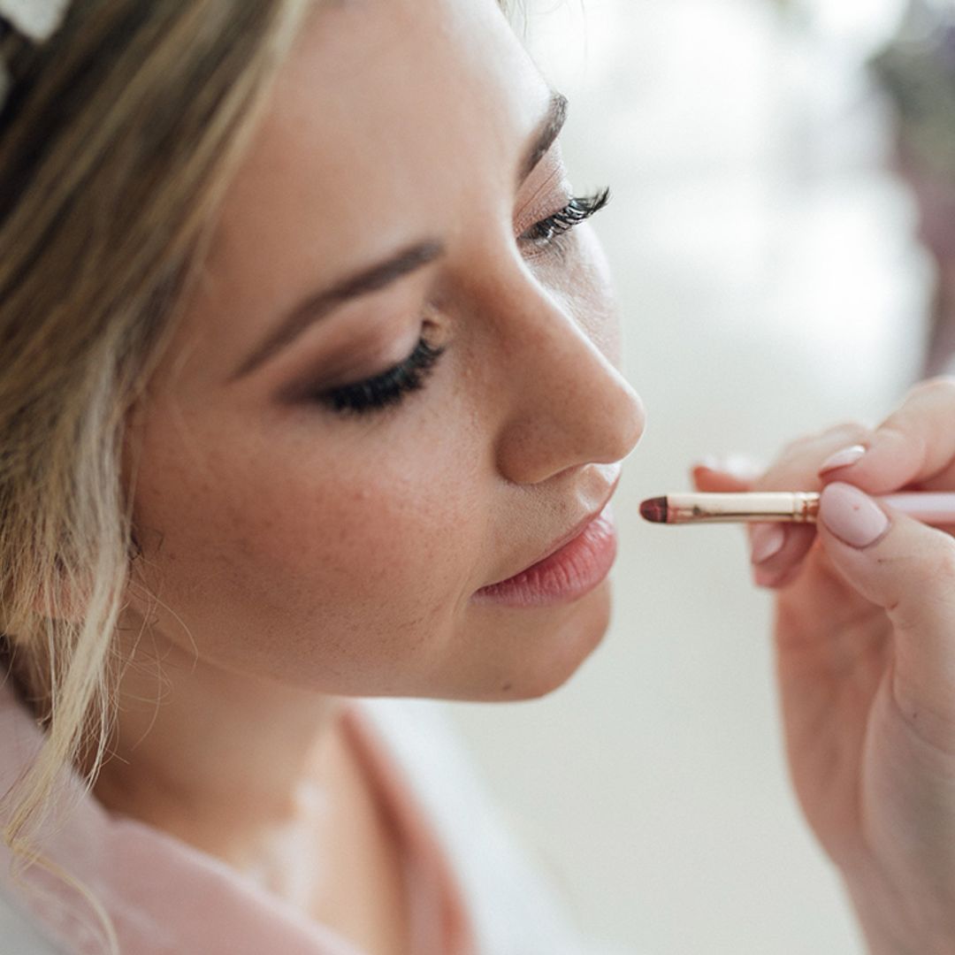 Diez consejos de maquillaje de los expertos para novias de verano