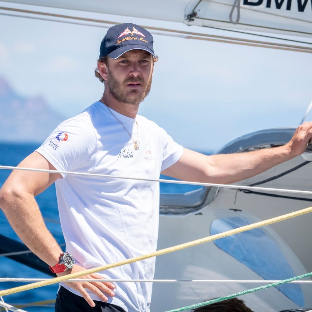 Pierre Casiraghi gana la regata más peligrosa del mundo en la víspera de su aniversario de boda con Beatrice Borromeo