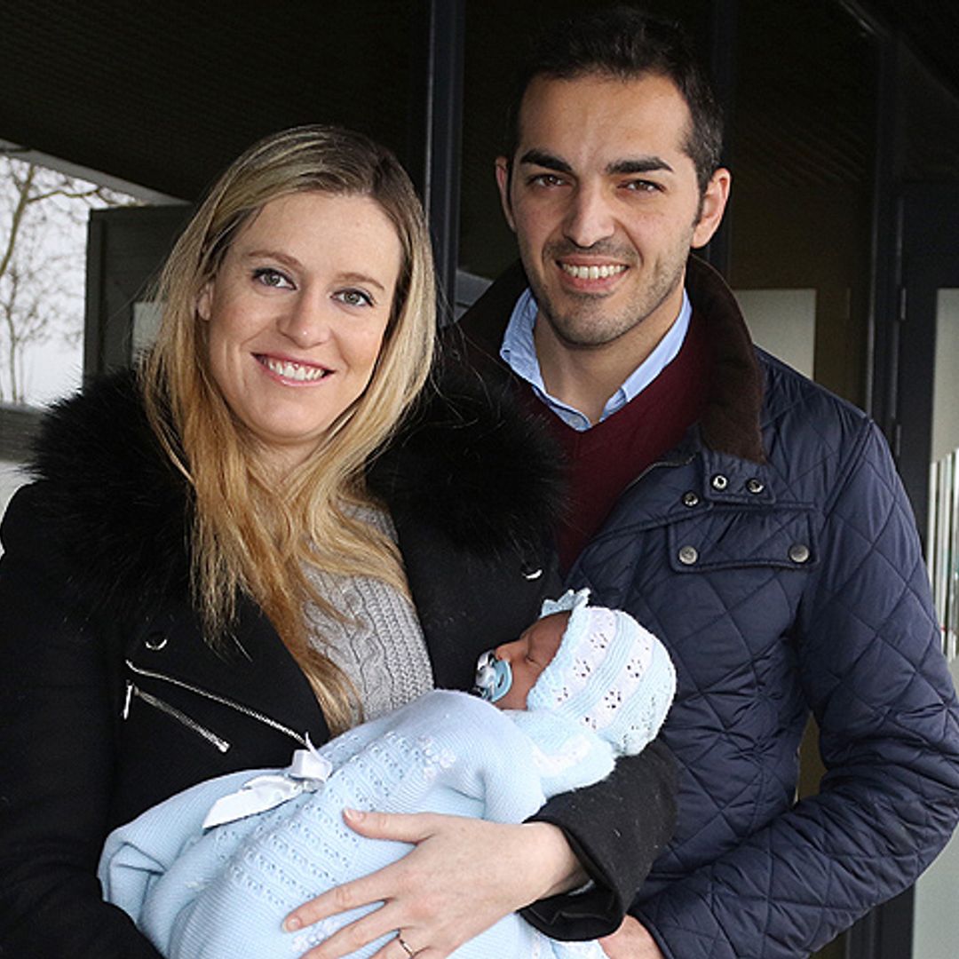 Andrea Prat y su marido presentan a su segundo hijo, Hugo