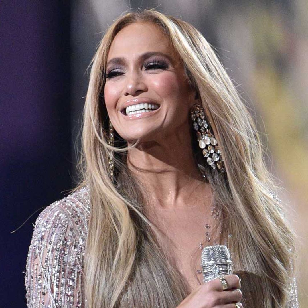 Primero fueron las citas y ahora....¡Jennifer Lopez y Ben Affleck 'comparten' escenario!