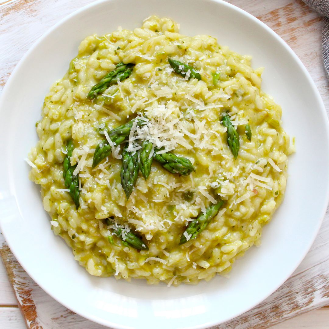 Cómo hacer un risotto de espárragos: delicioso, fácil y de plena temporada