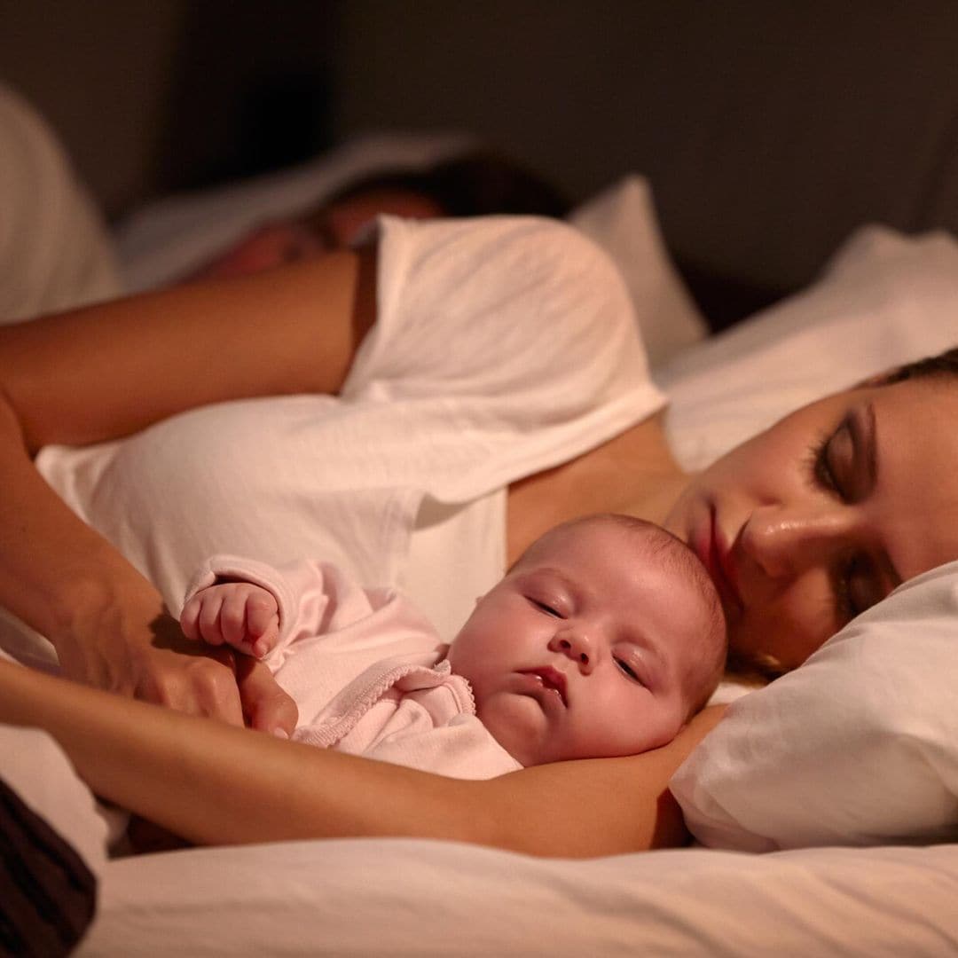 El colecho y sus beneficios e inconvenientes: el gran dilema de los padres