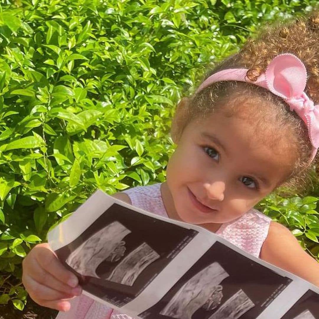 Melany Mille, pareja de Nacho, se enfrenta a los celos de Mya por convertirse en hermana mayor