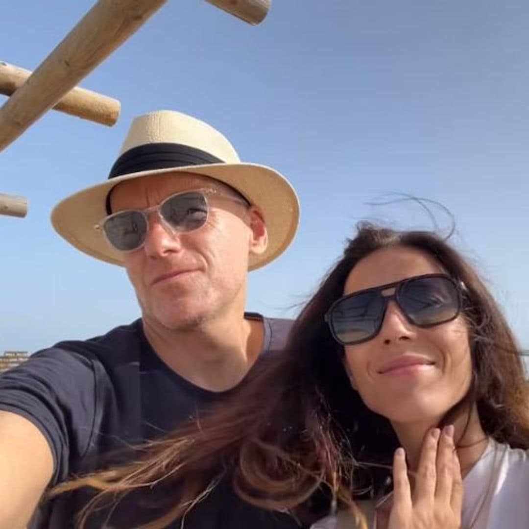 Borja Sémper reaparece con Bárbara Goenaga en Cádiz tras su diagnóstico de cáncer: "Recuperar energía"