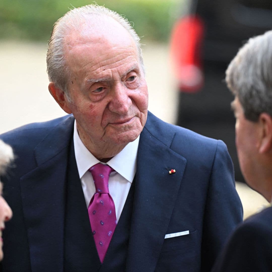 El rey Juan Carlos afirma desde París que 'seguramente' vendrá pronto a España