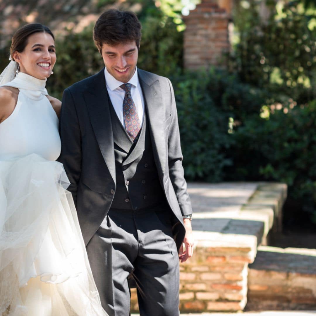 La historia de Laura, la novia del vestido con capa inspirado en Meghan Markle que se casó en Madrid