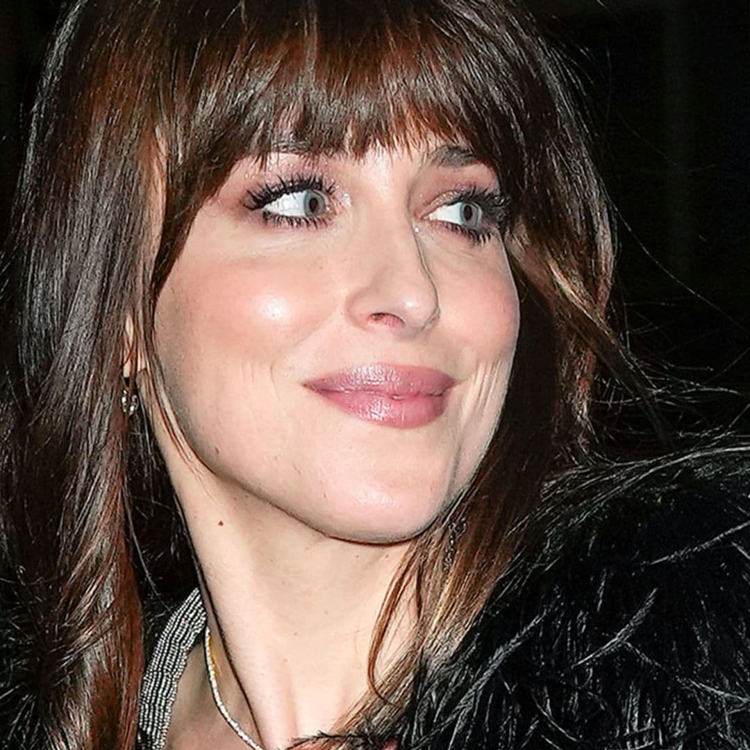 Los looks 'boho chic' de Dakota Johnson en su gran noche televisiva