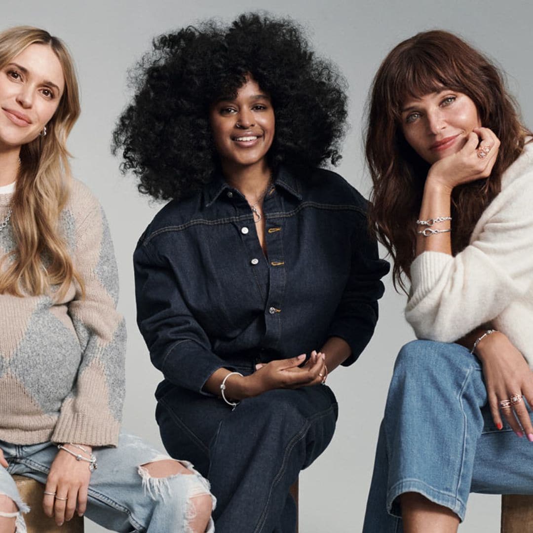 La 'top' Helena Christensen se sincera sobre su experiencia en la maternidad