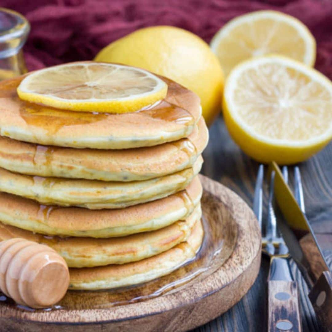 Tortitas de chía y limón con miel de romero