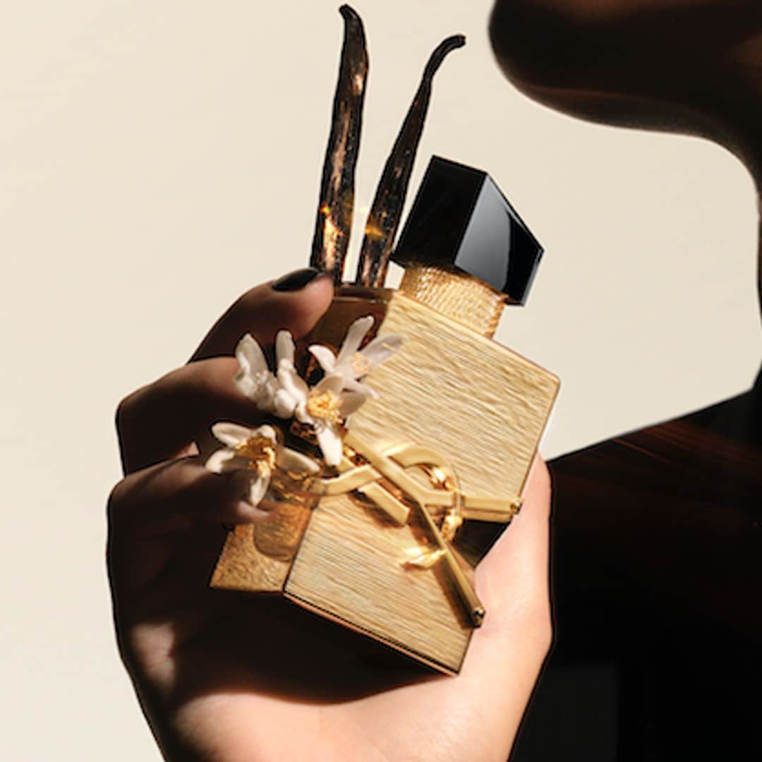 15 perfumes para regalar esta Navidad: las novedades que huelen a vainilla intensa, orquídea negra o pistacho salado