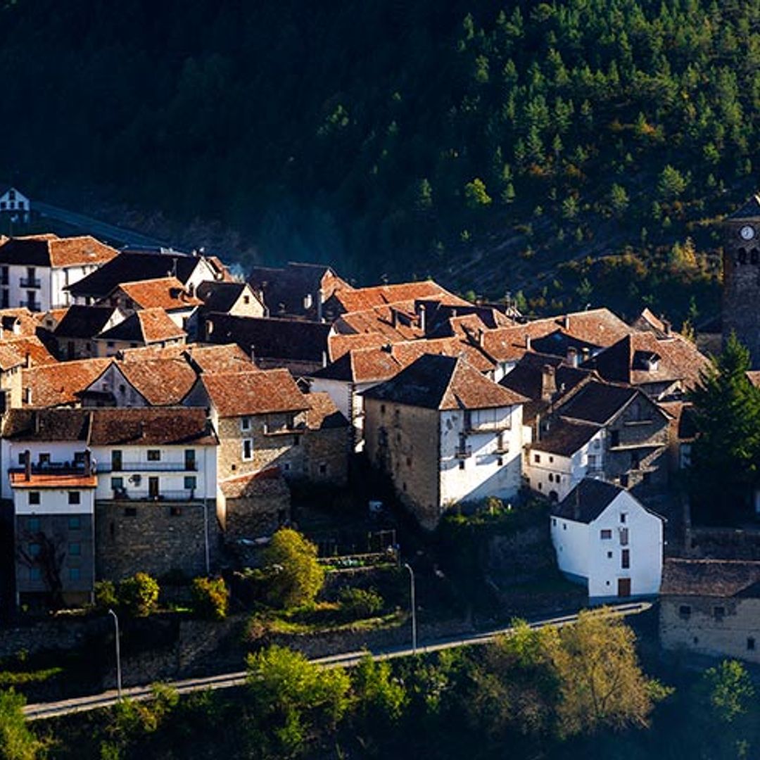 Una ruta por pueblos de postal y bosques encantados de Huesca