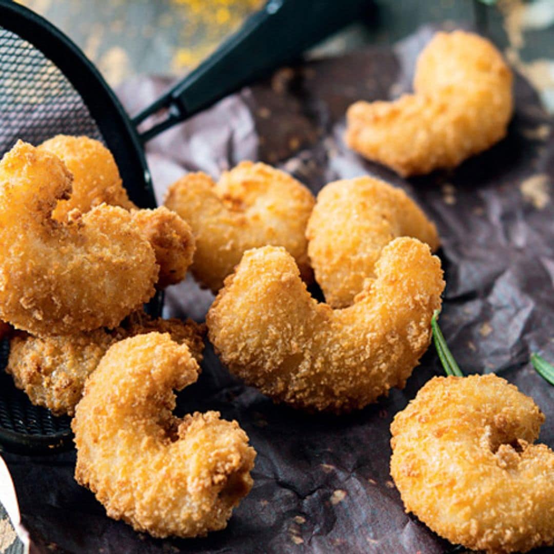 Gambitas rebozadas con salsa bearnesa