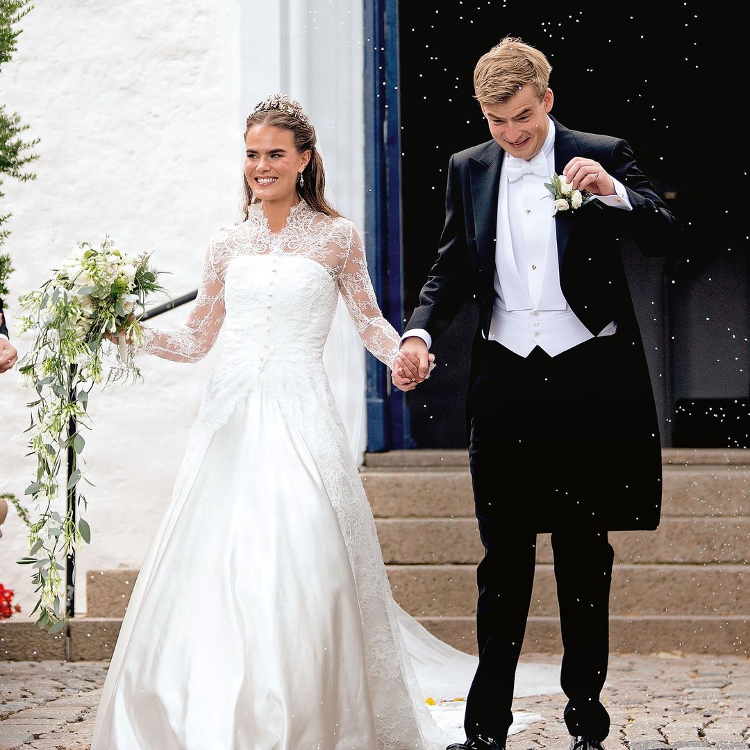 Recuerdos de la boda de Gregers Carl Preben Ahlefeldt-Laurvig-Bille con Cecilie Juhl