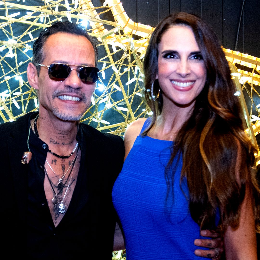 Nuria Fergó reaparece en Marbella posando muy cariñosa con Marc Anthony tras la reciente cancelación de su boda
