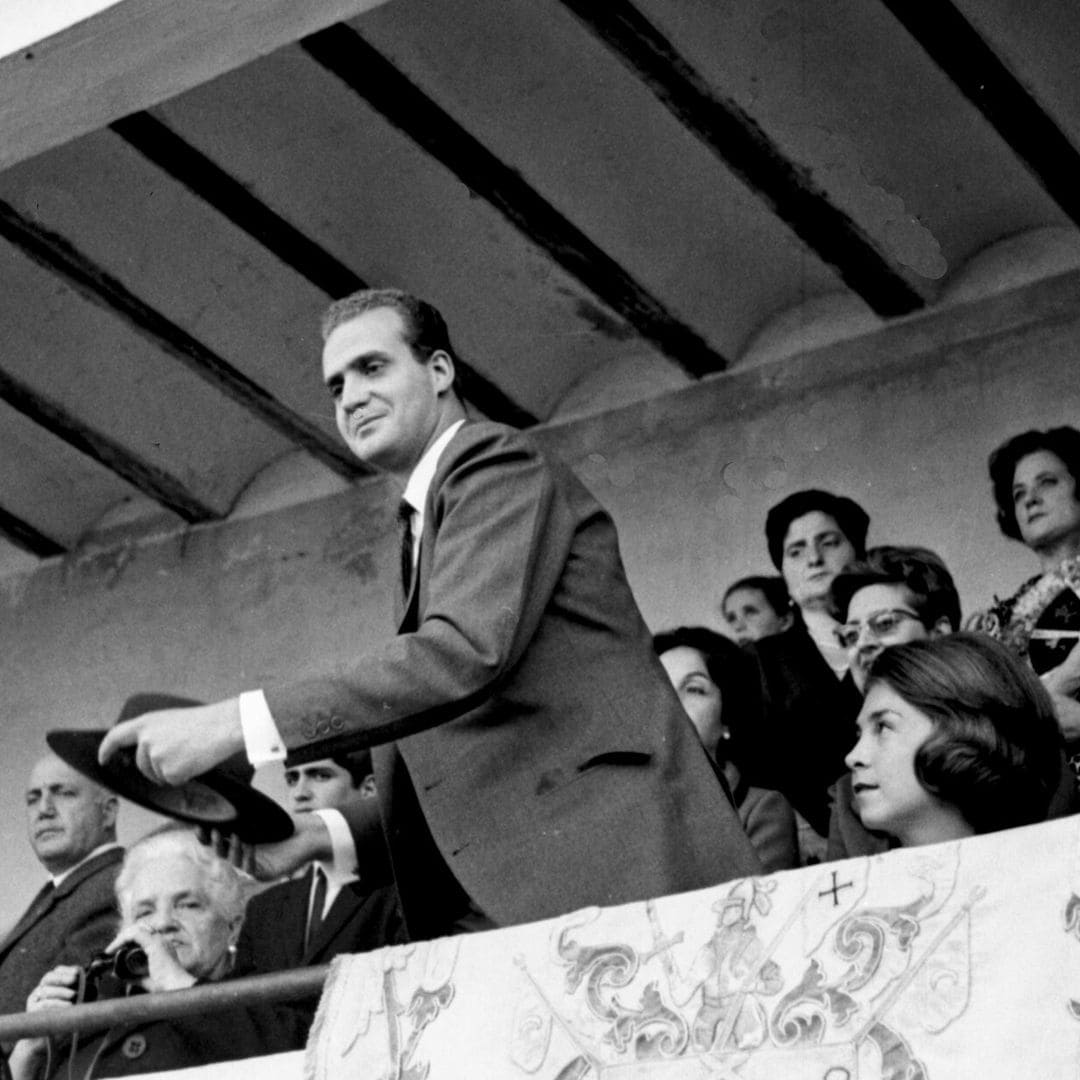 El Rey Juan Carlos, valentía y toros: el repaso de Alfonso Ussía a la pasión de los Borbones