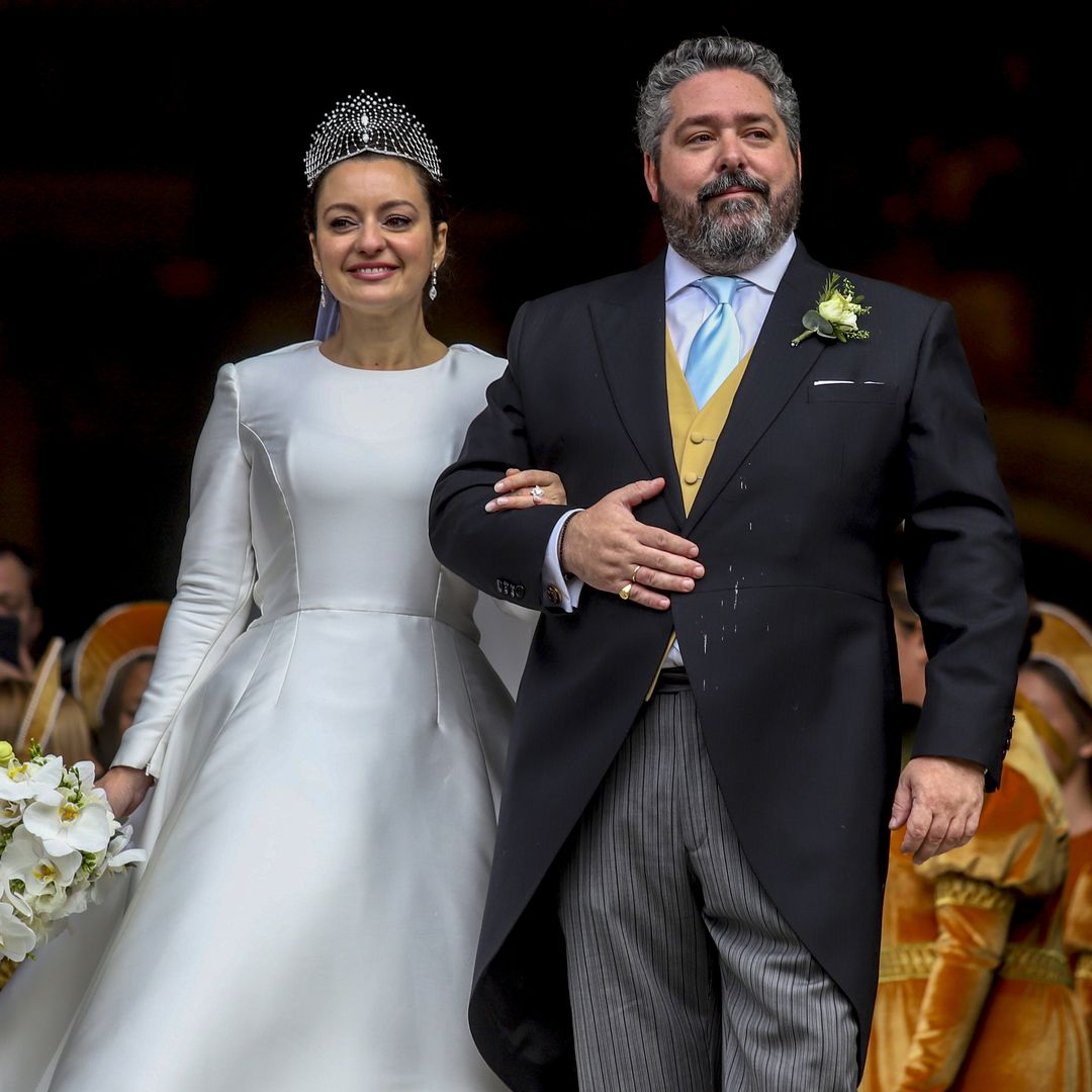 La boda de Jorge Romanov y Rebecca Bettarini que hizo historia en Rusia: la reina Sofía como invitada, una tarta con nombre de princesa y 3 días de fiesta