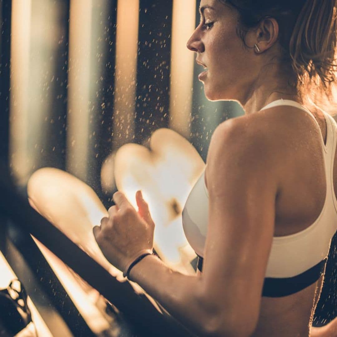 Los 7 trucos para quemar más calorías en la cinta de correr