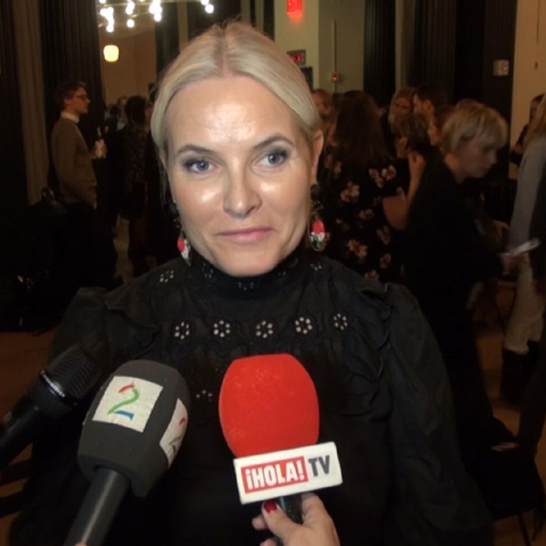 Mette-Marit de Noruega cuenta a ¡HOLA! TV cómo enseña a sus hijos los valores más importantes