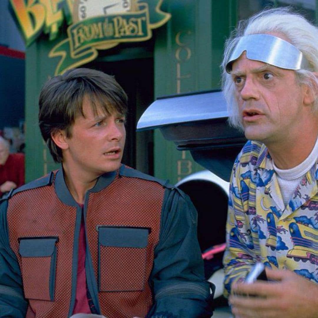 Michael J. Fox y el legendario DeLorean regresan al cine con 'Regreso al futuro' 40 años después: descubre dónde ver la película