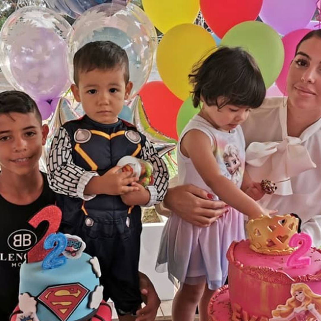 Princesas, superhéroes y castillo hinchable: los hijos de Georgina y Cristiano alucinan con su fiesta de cumpleaños