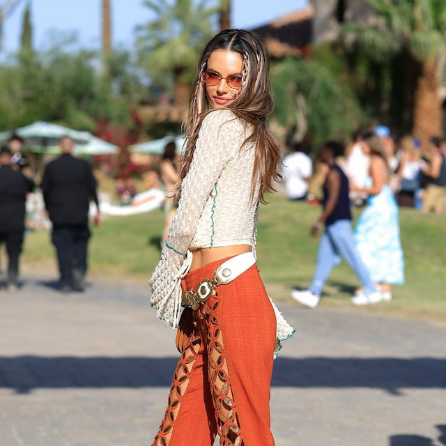 Alessandra Ambrosio en Coachella 2023