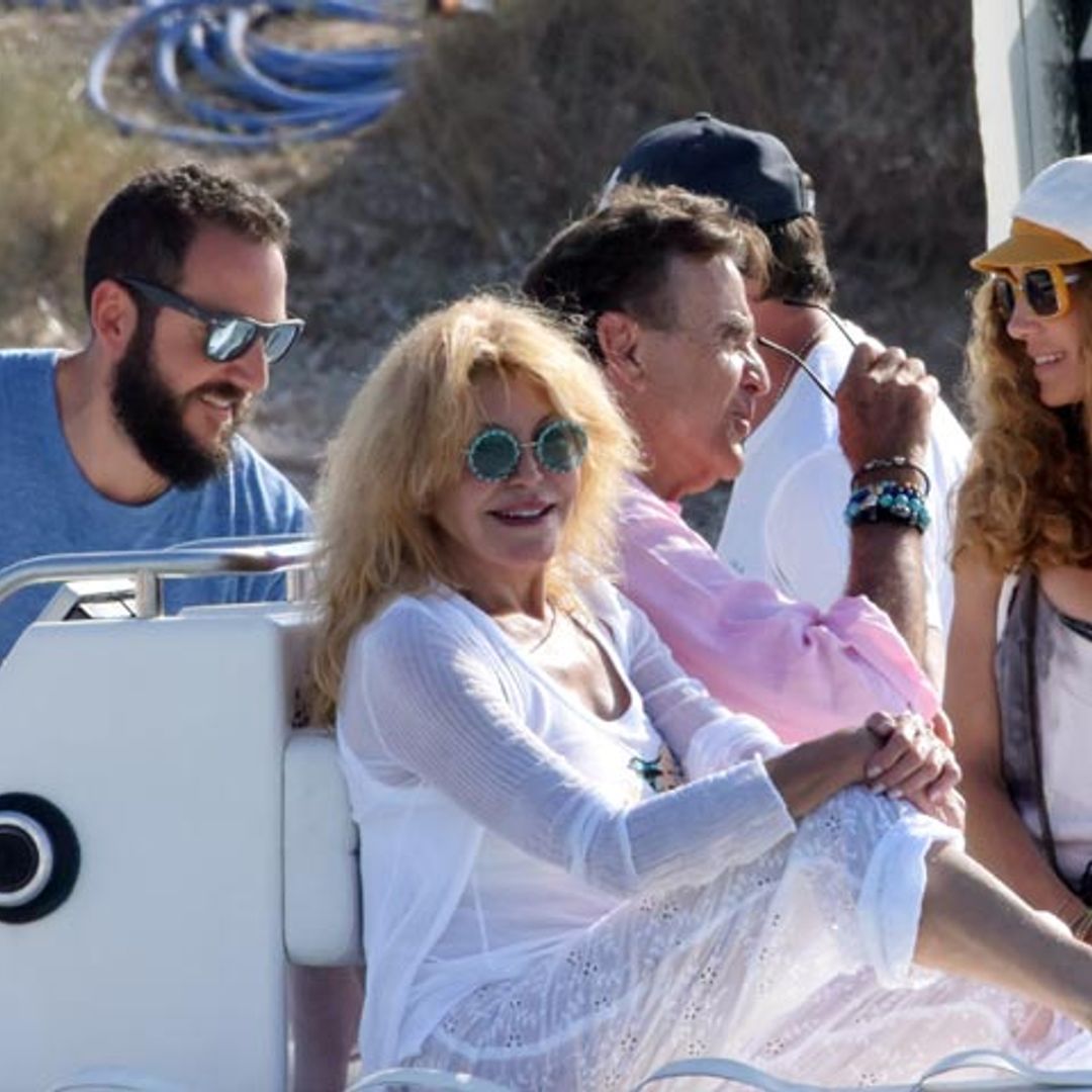 La Baronesa Thyssen presume de familia numerosa en Ibiza
