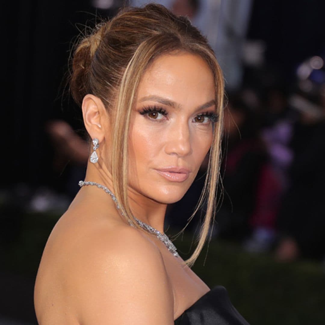 ¡Confirmado! Jennifer Lopez tarda más en maquillarse que las Kardashian