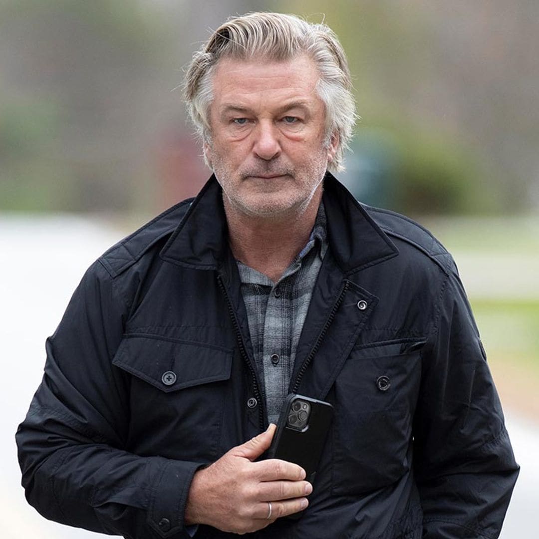 Alec Baldwin, demandado por negligencia tras el accidente mortal en el rodaje de 'Rust'