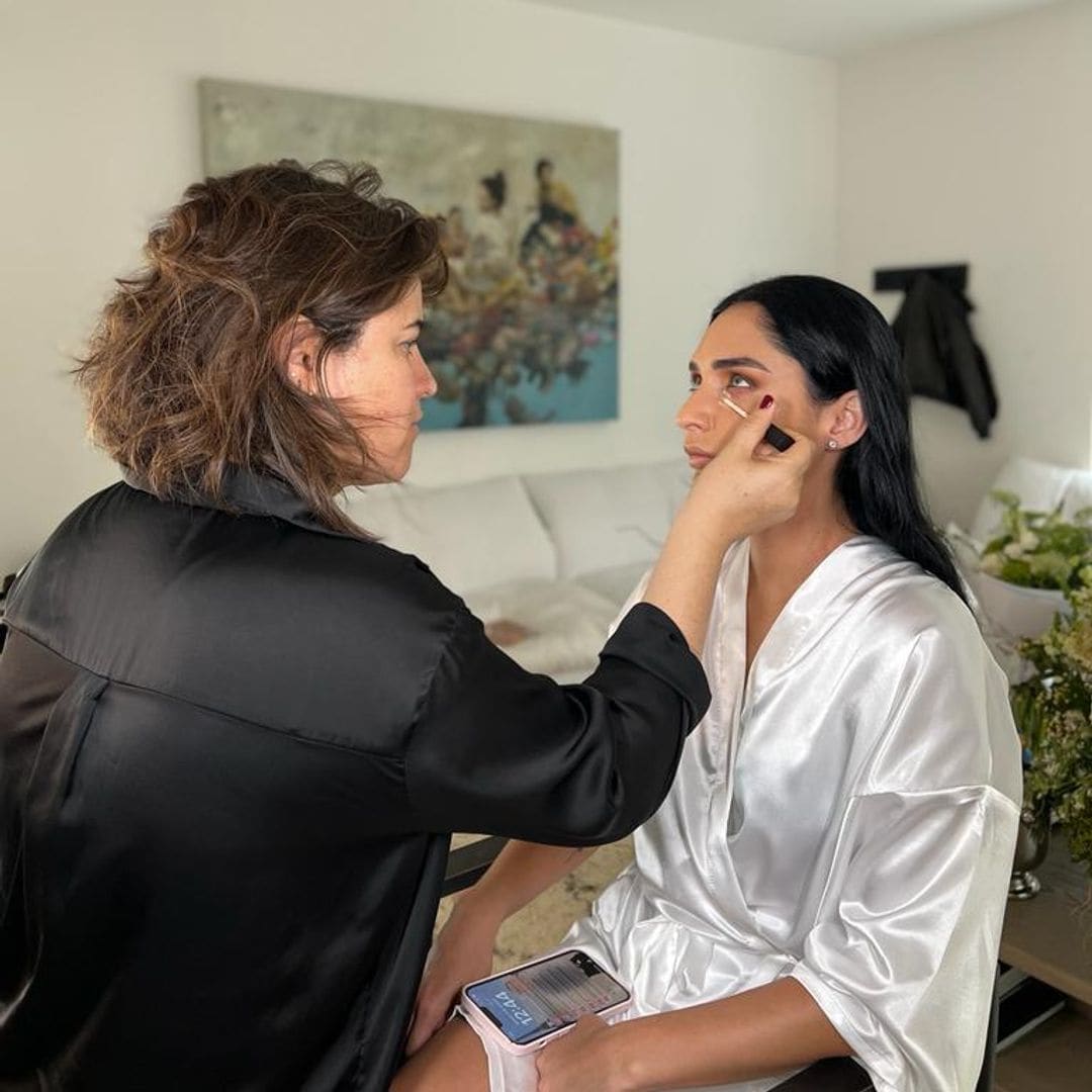 Karina Dávila descubrió desde muy pequeña que le apasionaba el maquillaje