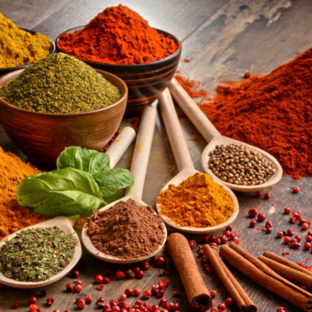 Cocinar con especias o cómo potenciar el sabor de tus platos con nada de grasas
