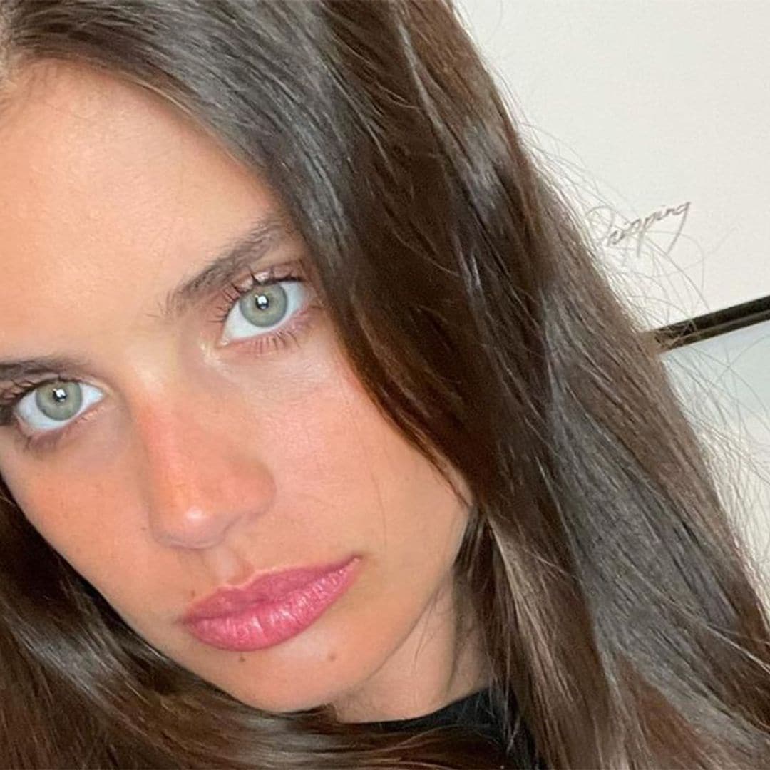Sara Sampaio, de modelo a diseñadora de joyas por una buena causa