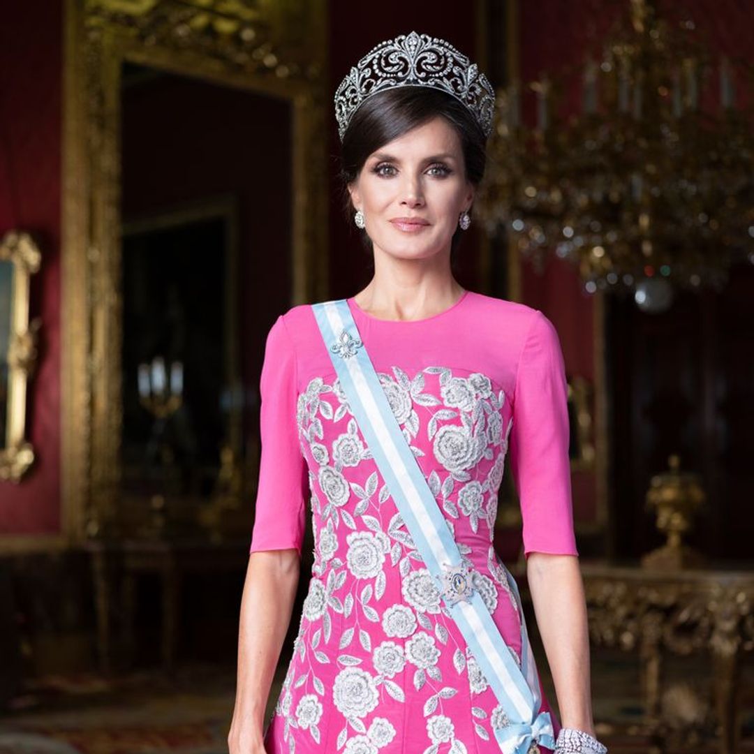 Las 8 'joyas de pasar' más icónicas de la reina Letizia: de sus favoritas a la que aún no ha estrenado