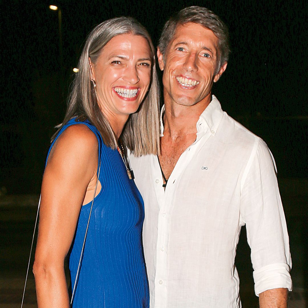 Así ha celebrado Manuel Escribano su cumpleaños desde la cama del hospital y arropado por Laura Sánchez: "Aún así me siento feliz"