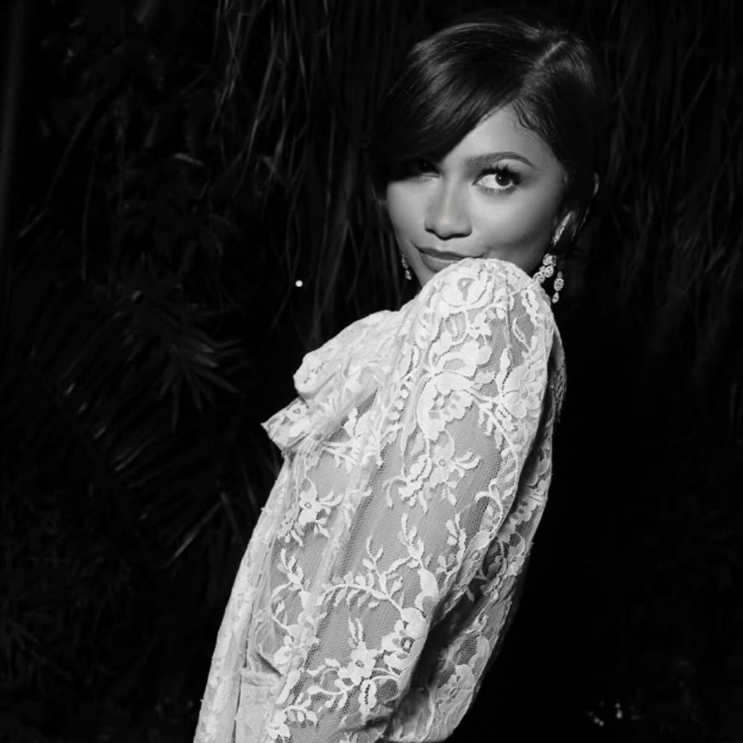 Zendaya rinde homenaje a Prince con un impactante 'look' de encaje