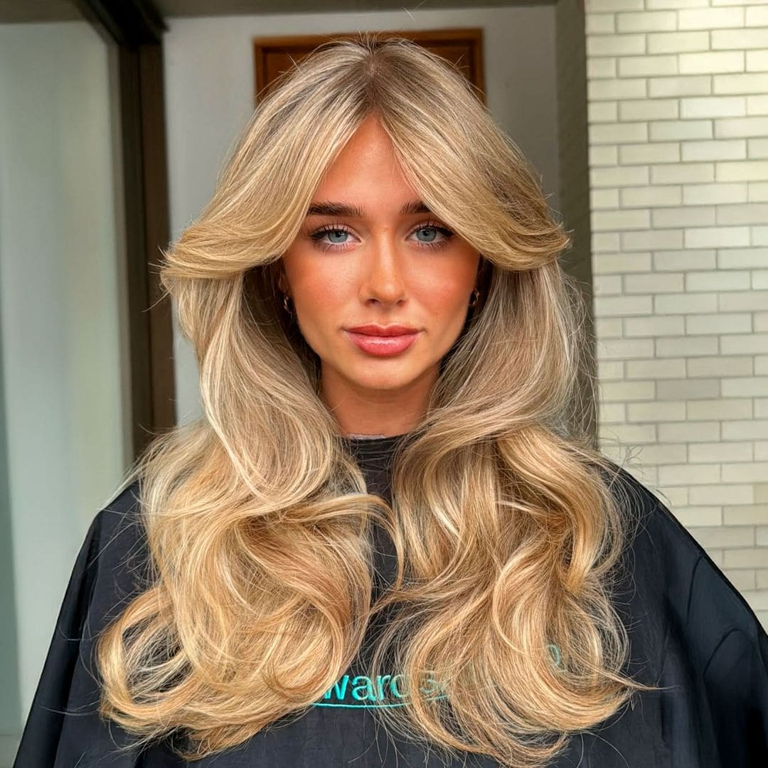 Flequillo mariposa: ideal para todos los rostros