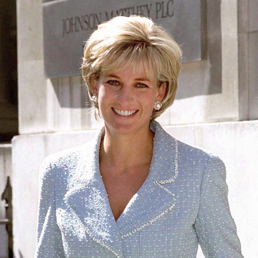 A casi 28 años de su fallecimiento, abren cápsula del tiempo de la princesa Diana, ¿qué contenía?