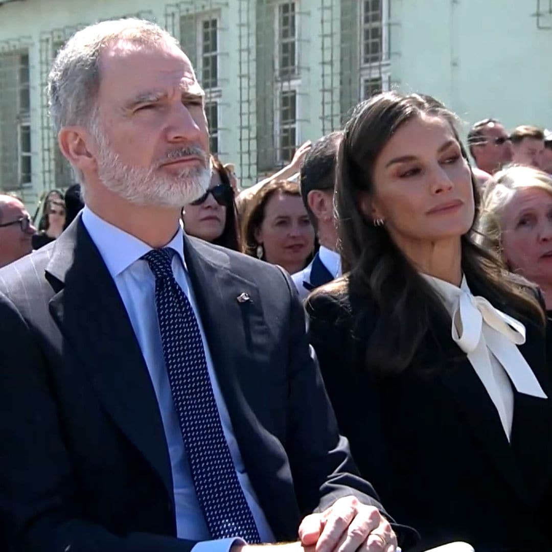 Los reyes Felipe y Letizia recuerdan a los españoles que perdieron la vida en Mauthausen 