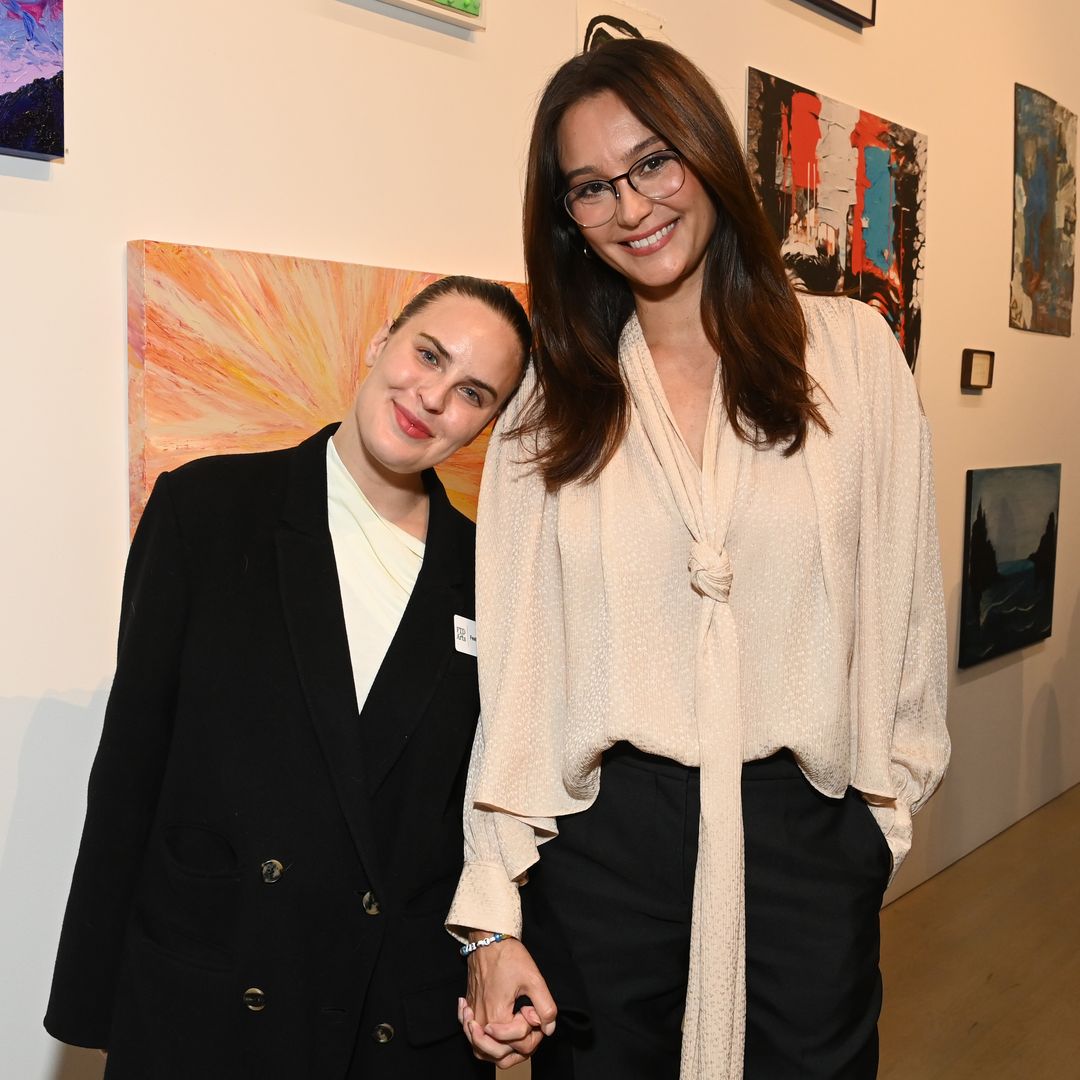 Tallulah une fuerzas con Emma Heming y dedica a Bruce Willis una emotiva obra de arte: "No te preocupes, todavía puedo sentirte"