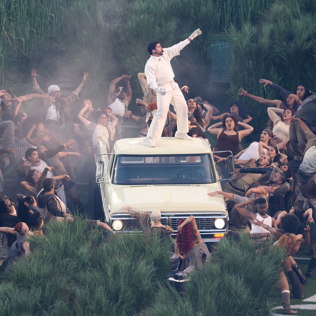 Bad Bunny en su actuación en  la 'Super Bowl'