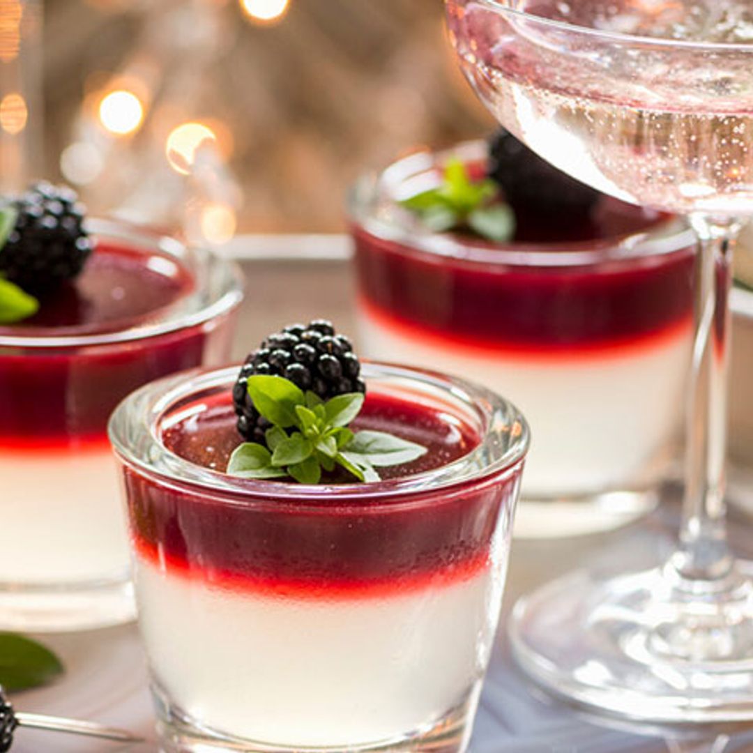 'Panacotta' con gelatina de moras y vodka