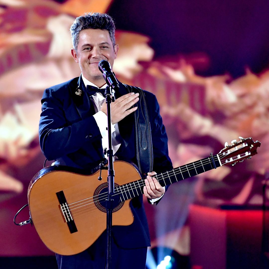 Alejandro Sanz reafirma el vínculo con sus fans a través de un mensaje, en medio de la controversia con Ivet Playà