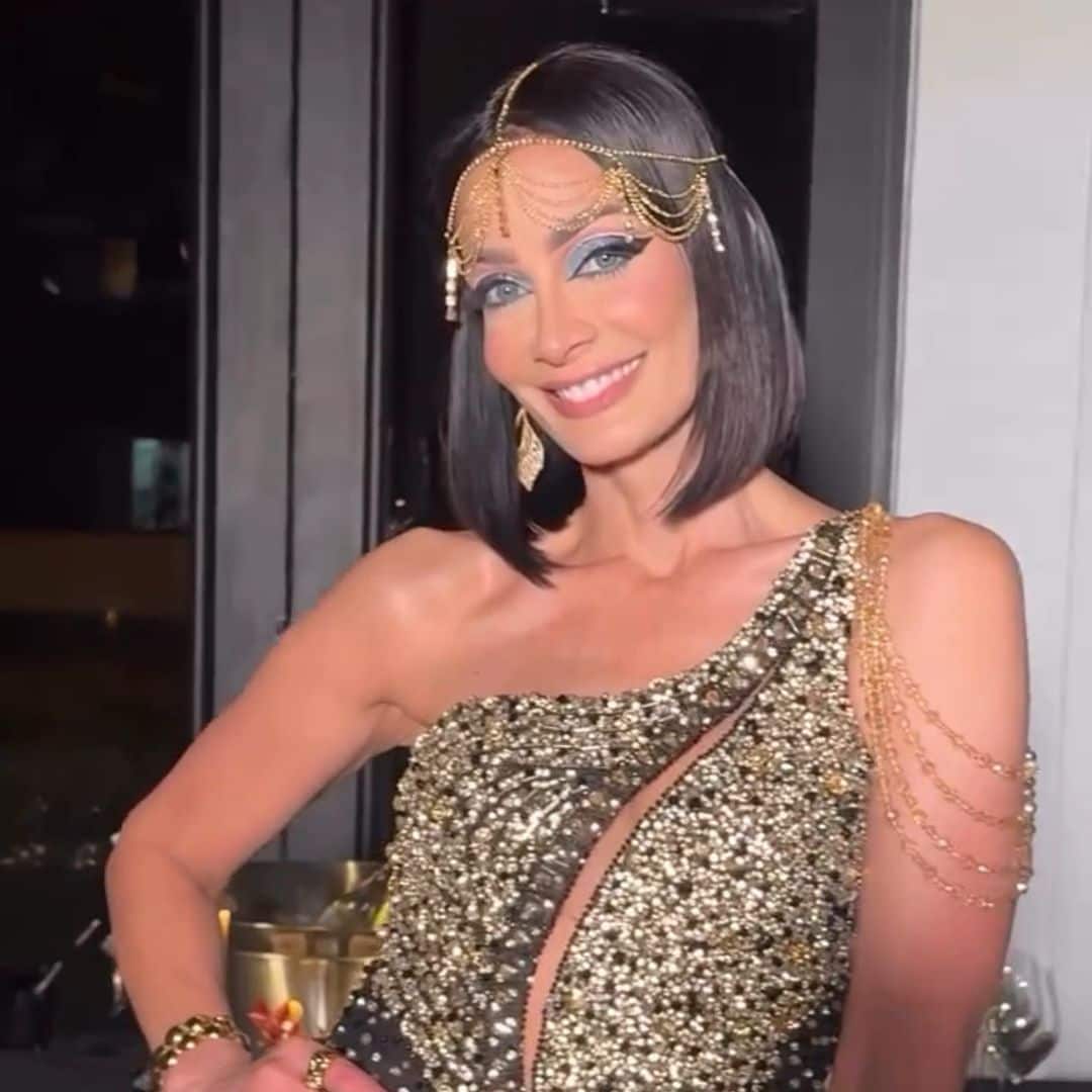 Convertida en Cleopatra, Dayanara Torres celebra su cumpleaños con una divertida fiesta de disfraces
