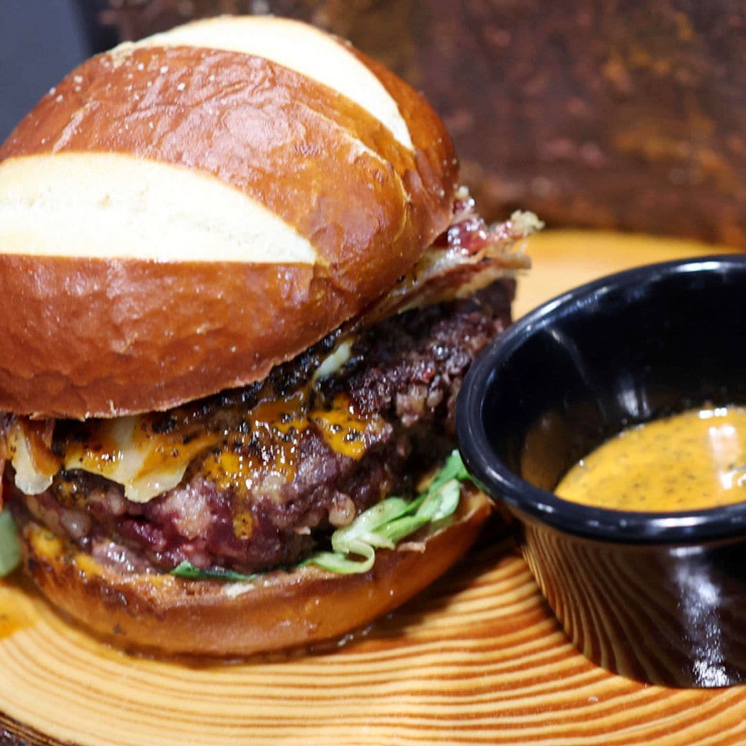 Si te gustan las hamburguesas ‘gourmet’, ¡deberías apuntar este restaurante!