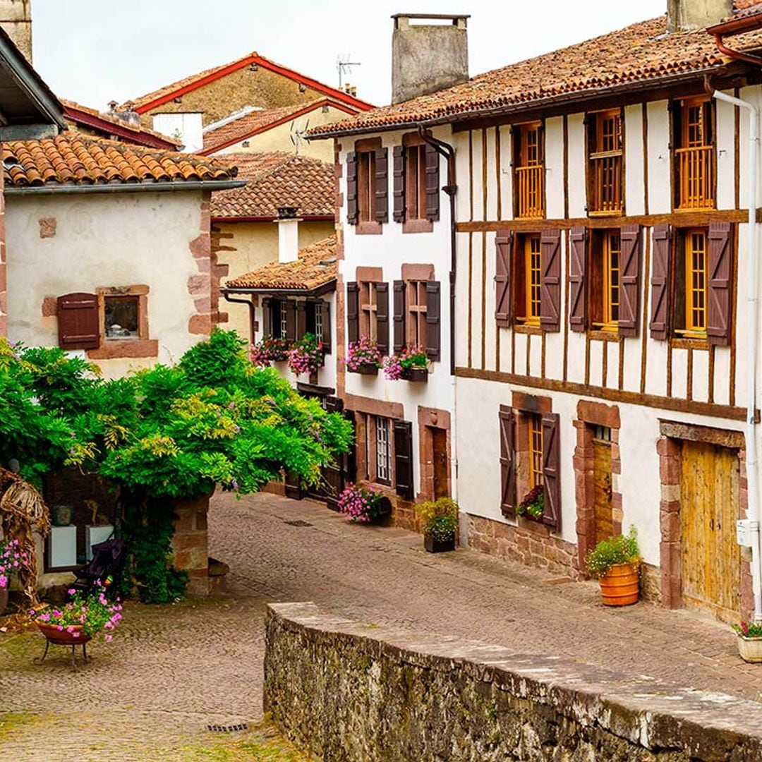 Los pueblos entre el mar y la montaña del País Vasco francés