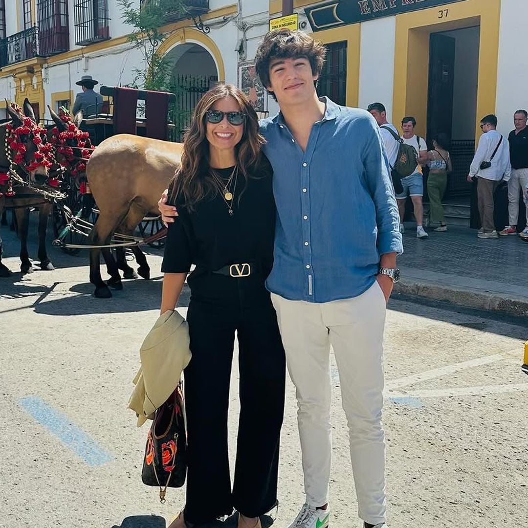 Pau del Val, el hijo mediano de Nuria Roca, un amante de los toros como su padre y su hermano Juan