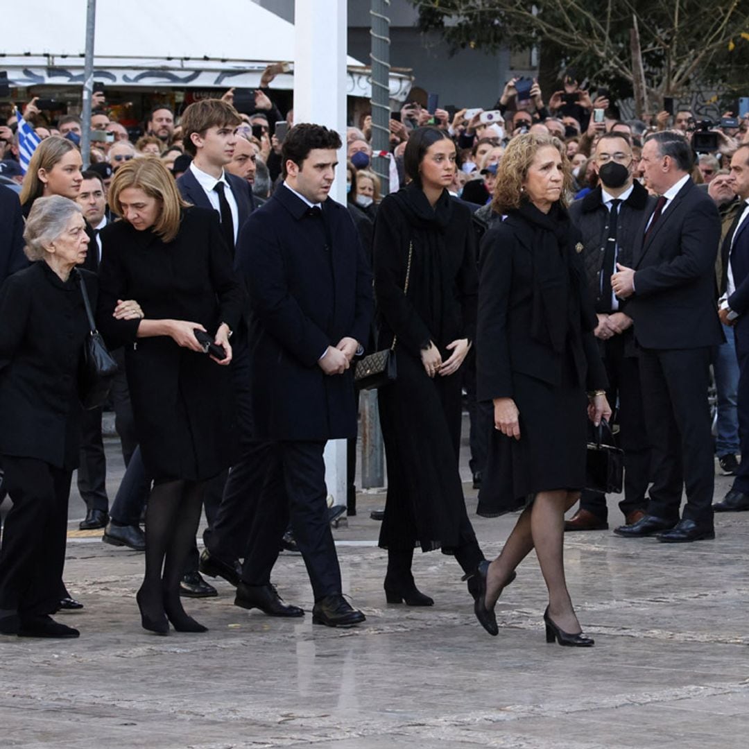 La princesa Leonor y la infanta Sofía, las únicas de la familia ausentes en el funeral de Constantino de Grecia